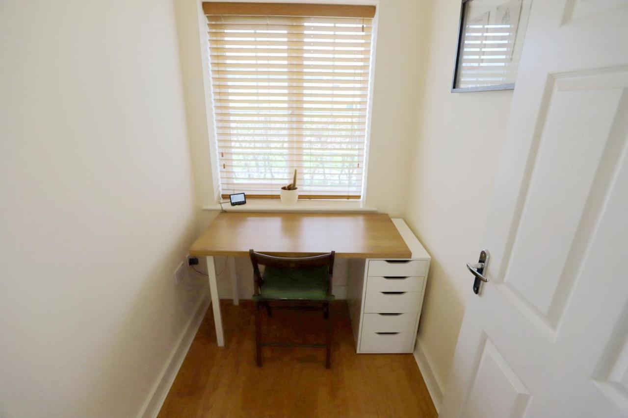 Appartamento Easytravel Luxury Nec/Airport 3 Beds House Birmingham Esterno foto