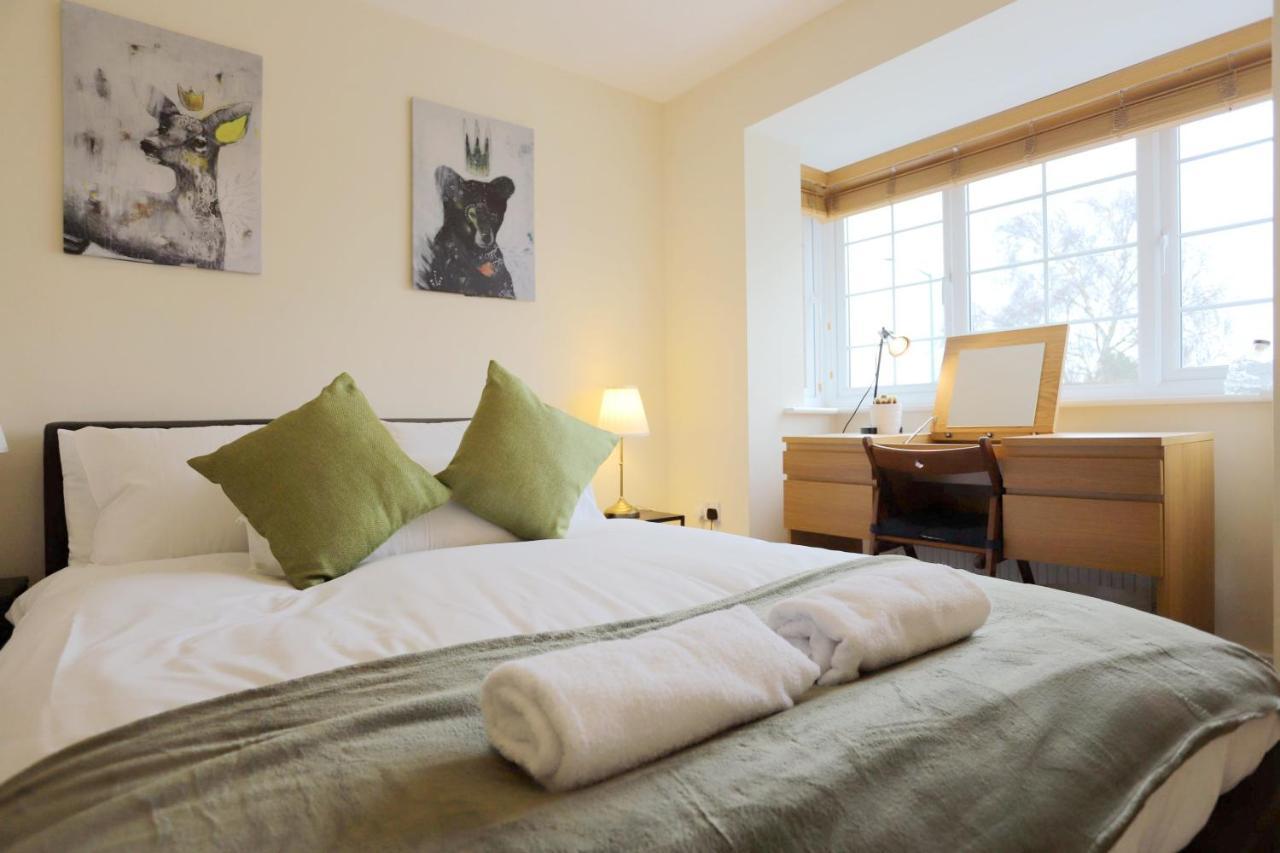 Appartamento Easytravel Luxury Nec/Airport 3 Beds House Birmingham Esterno foto
